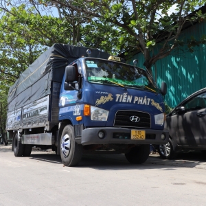 dich-vu-van-tai-tien-phat-trong-24h-qua-lien-tuc-giao-hang-phuc-vu-khach-hang-mien-tay-khong-nghi